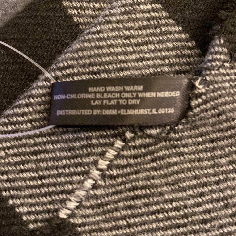 Men’s Polyester Scarf - Picture 4 of 4